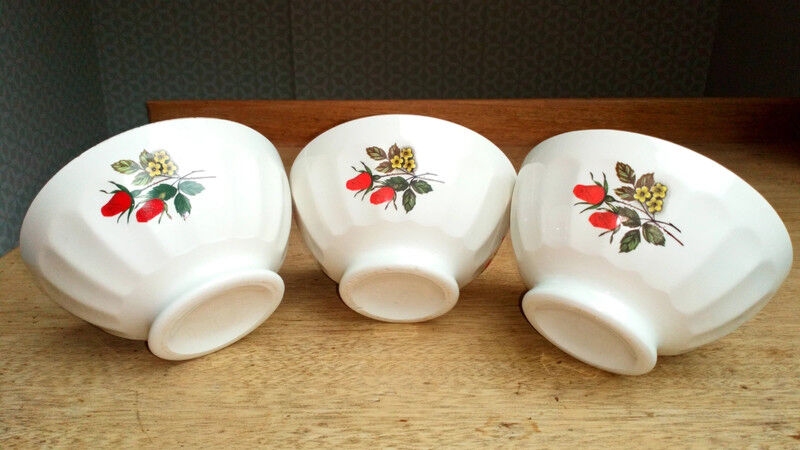 3 vintage faceted bowls