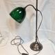 Lampe globe opaline verte