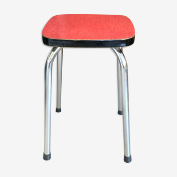 Tabouret formica rouge