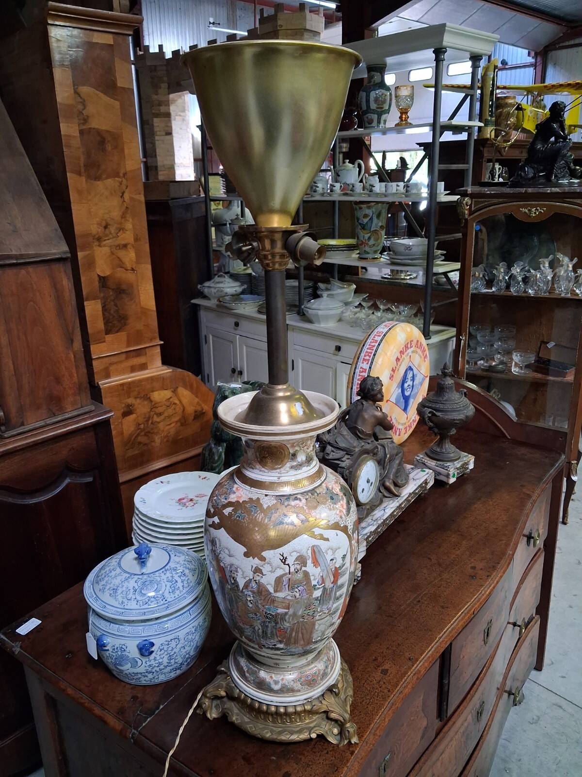Pied de lampe en faïence de Satsuma – Japon, XIXe siècle