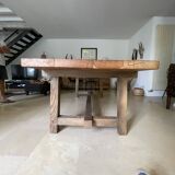 Massive oak table