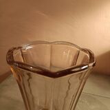 Pink glass "flower" vase