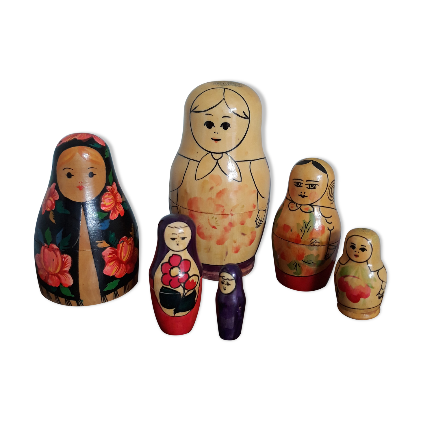 Russian nesting dolls matriochka mismatched