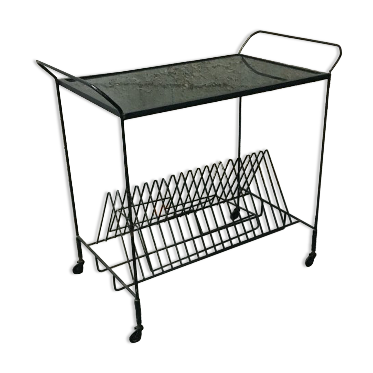 Serving range vinyls with wheels