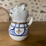 Cat pitcher