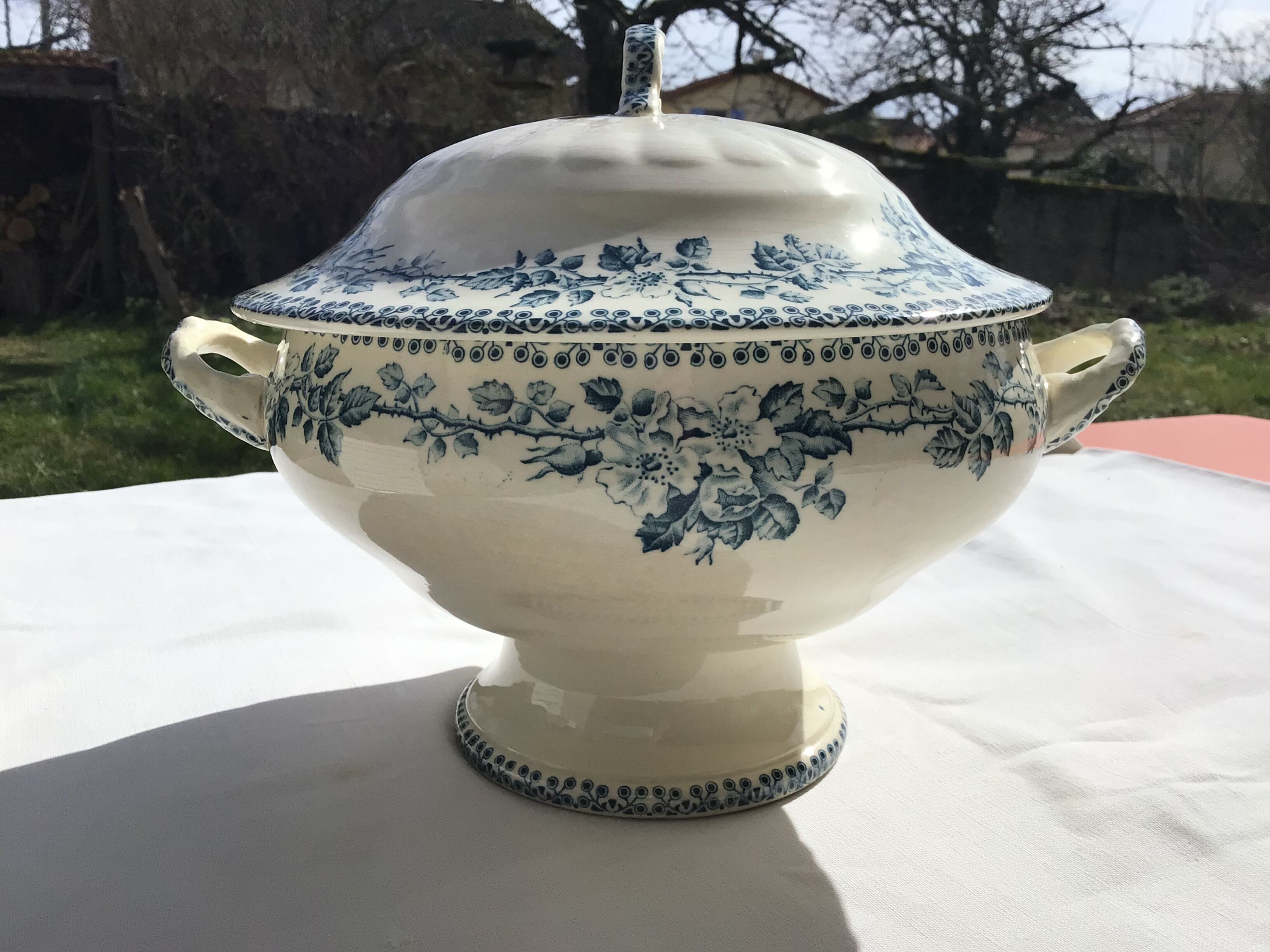 Iron Earth tureen model Guadeloupe Debray gray blue