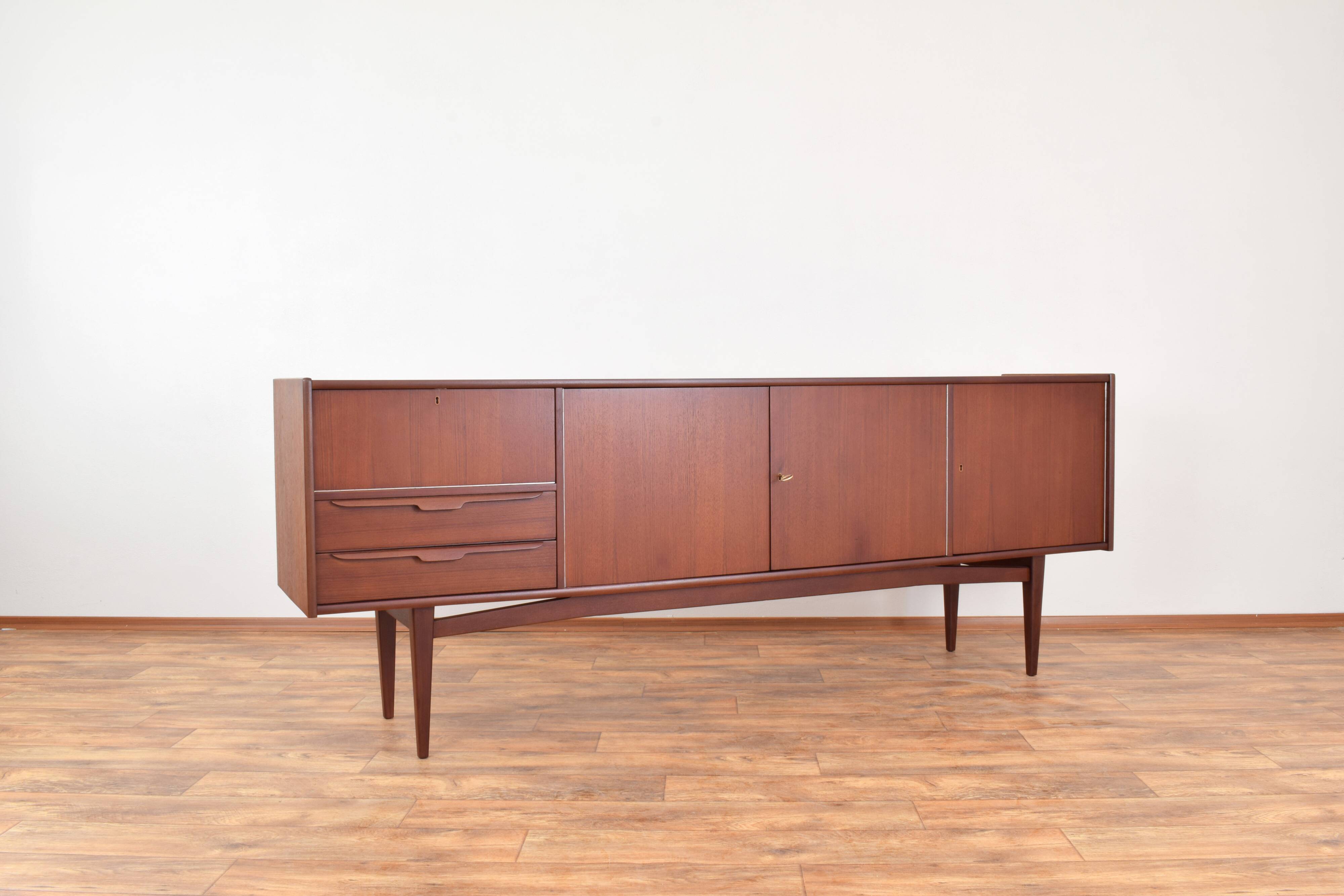 Enfilade danoise vintage en teck, années 1960.