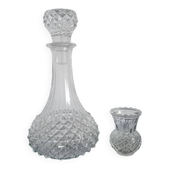 Carafe taillé diamant et petit vase