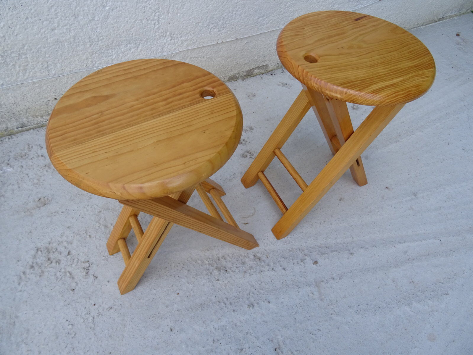 Pair of 80s folding stools