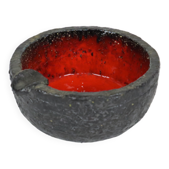 Cendrier Céramique Rouge Vif Plem Vintage 13cm, Fat Lava Poterie