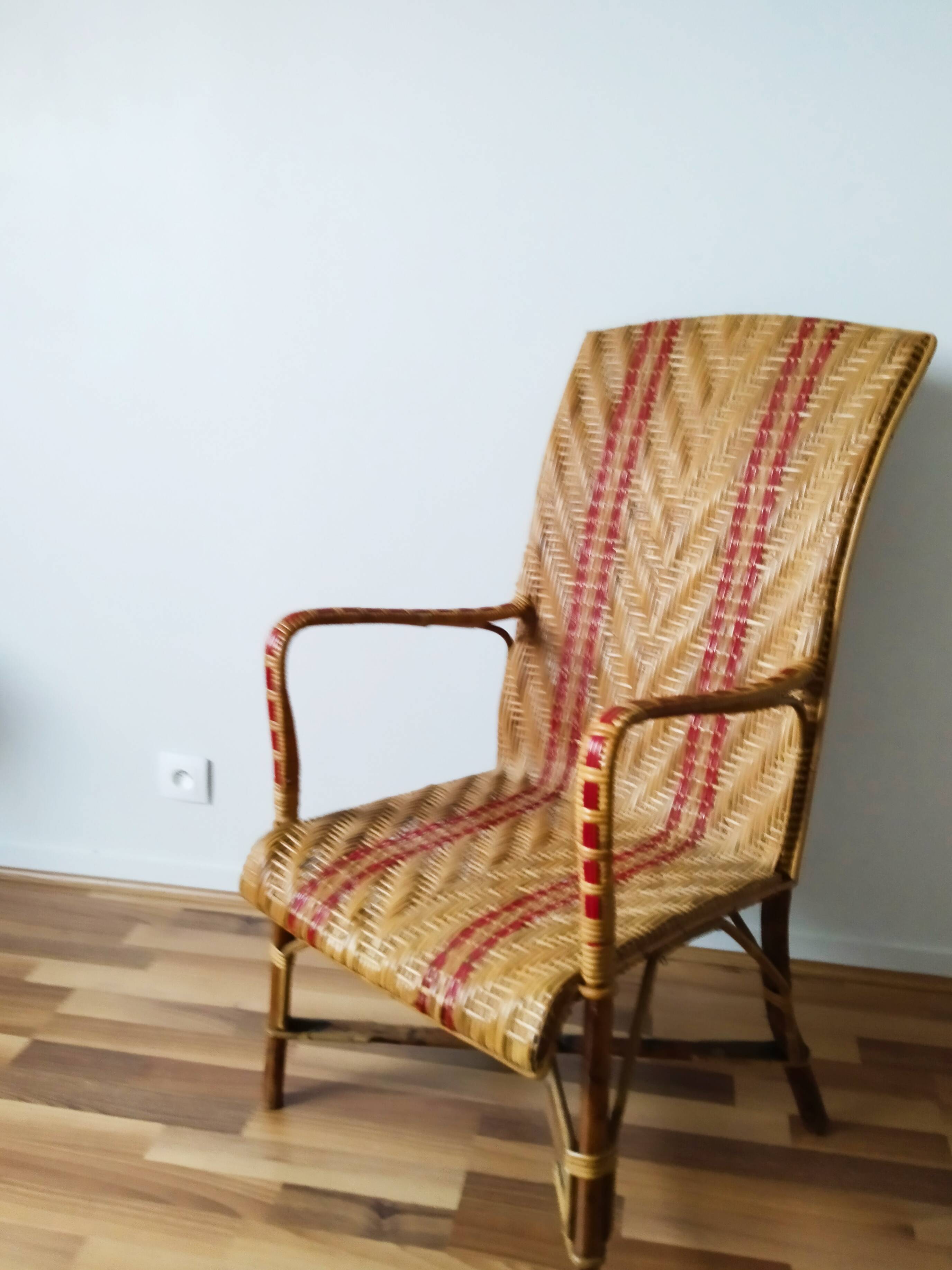 Fauteuil adulte en rotin vintage