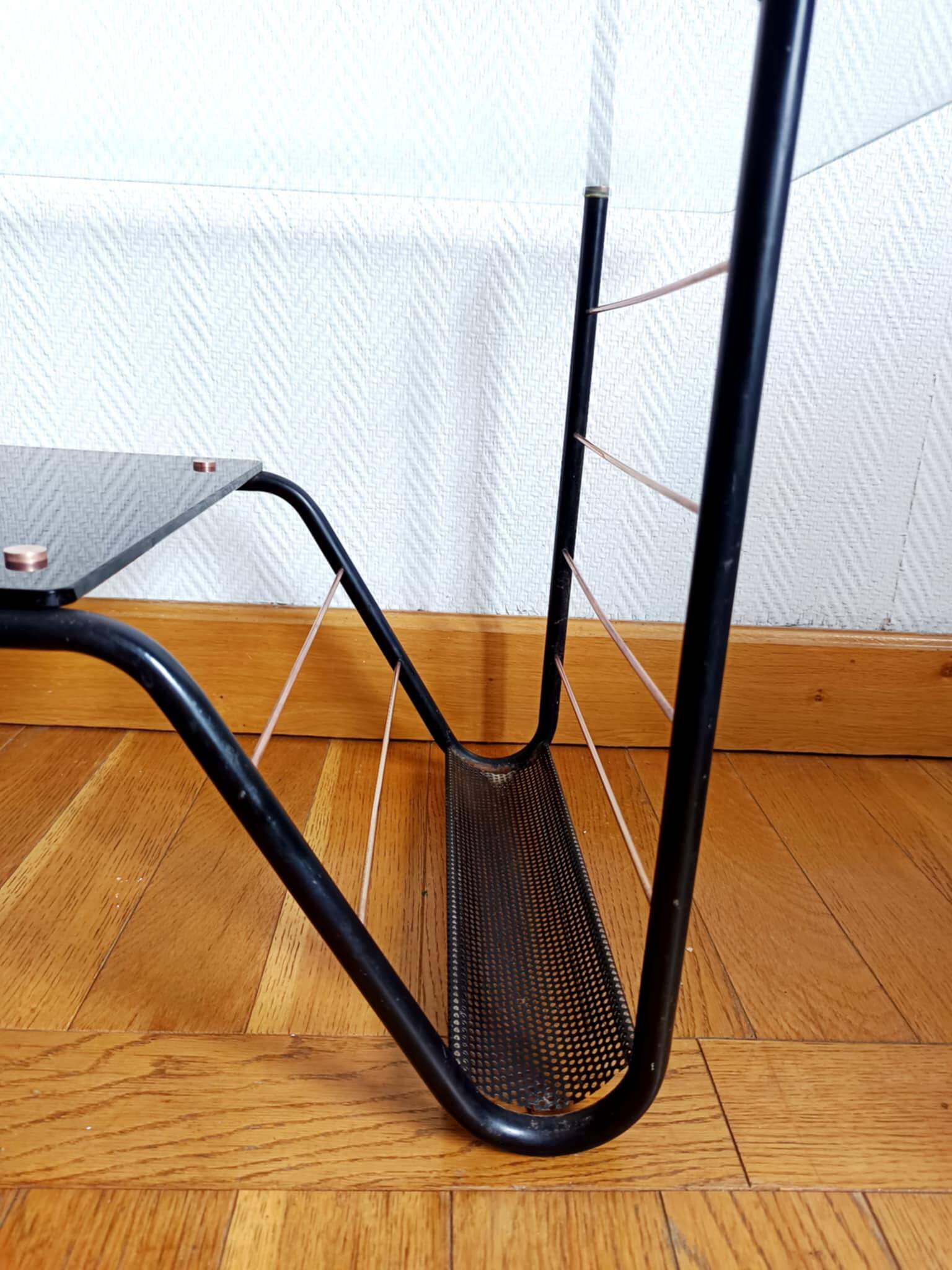 Coffee table by Pierre Guariche for Airborne 1960