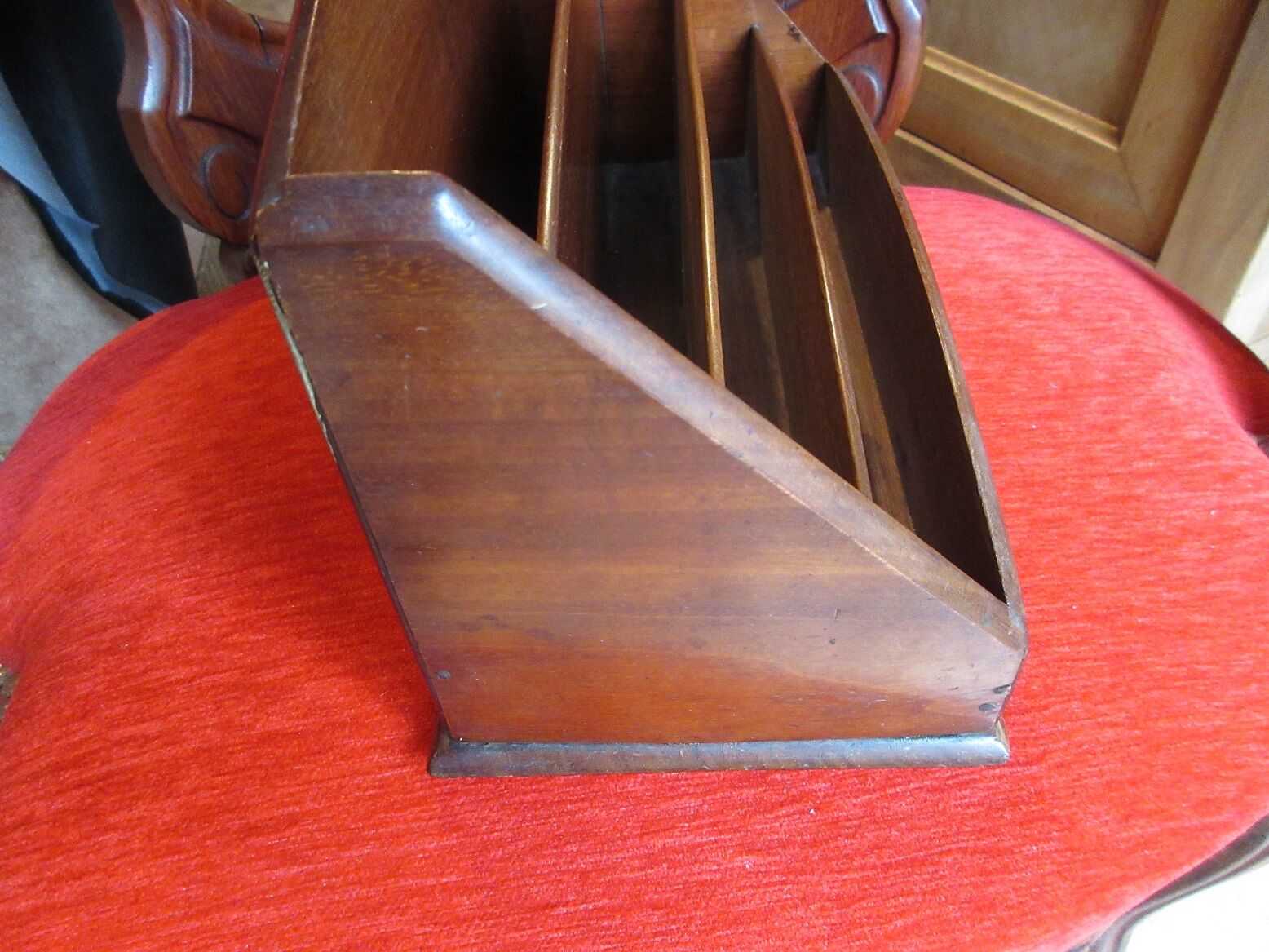 Mahogany mail carrier