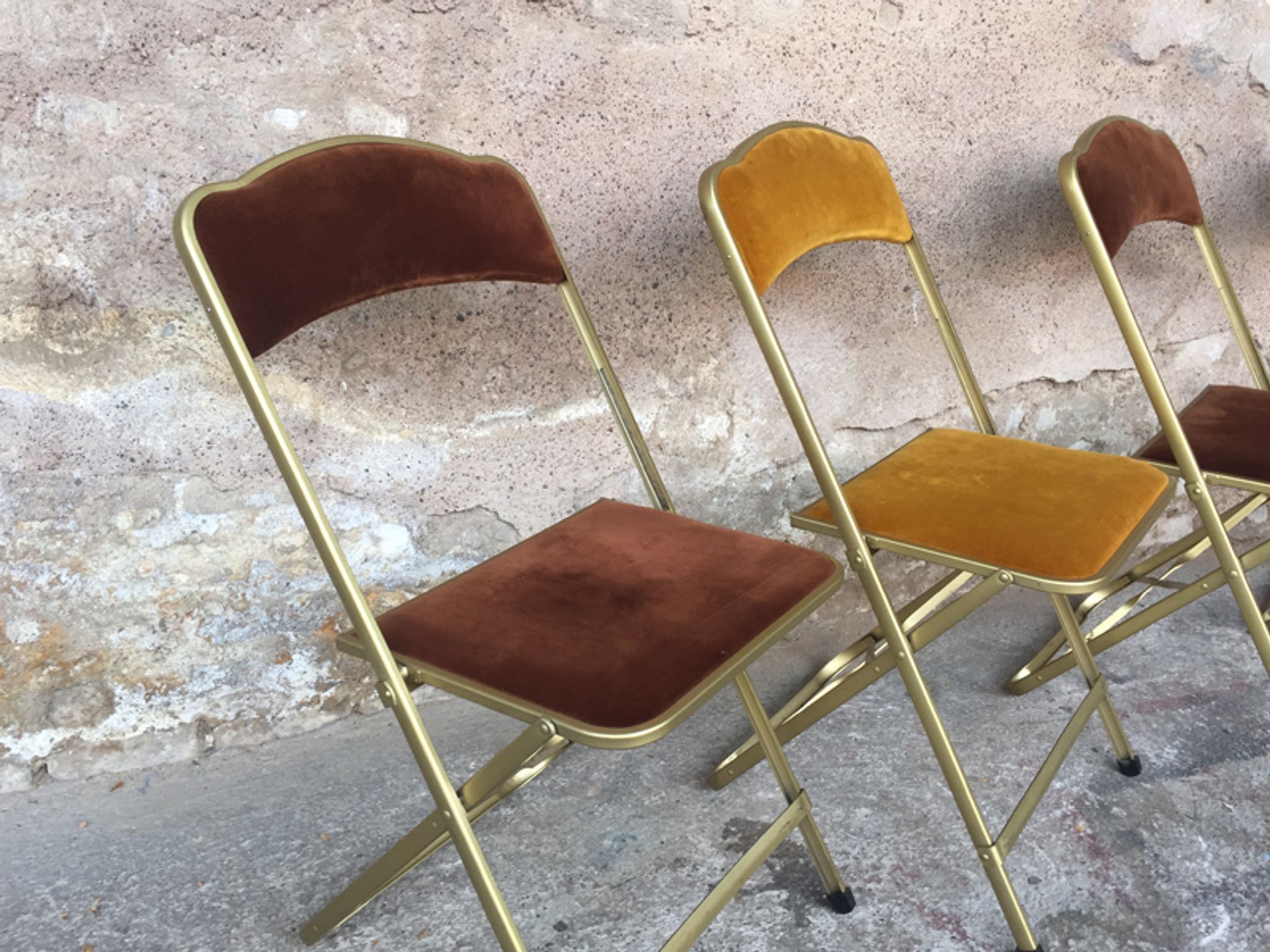4 folding chairs in Velvet, cinema, gold metal, made in Belgium