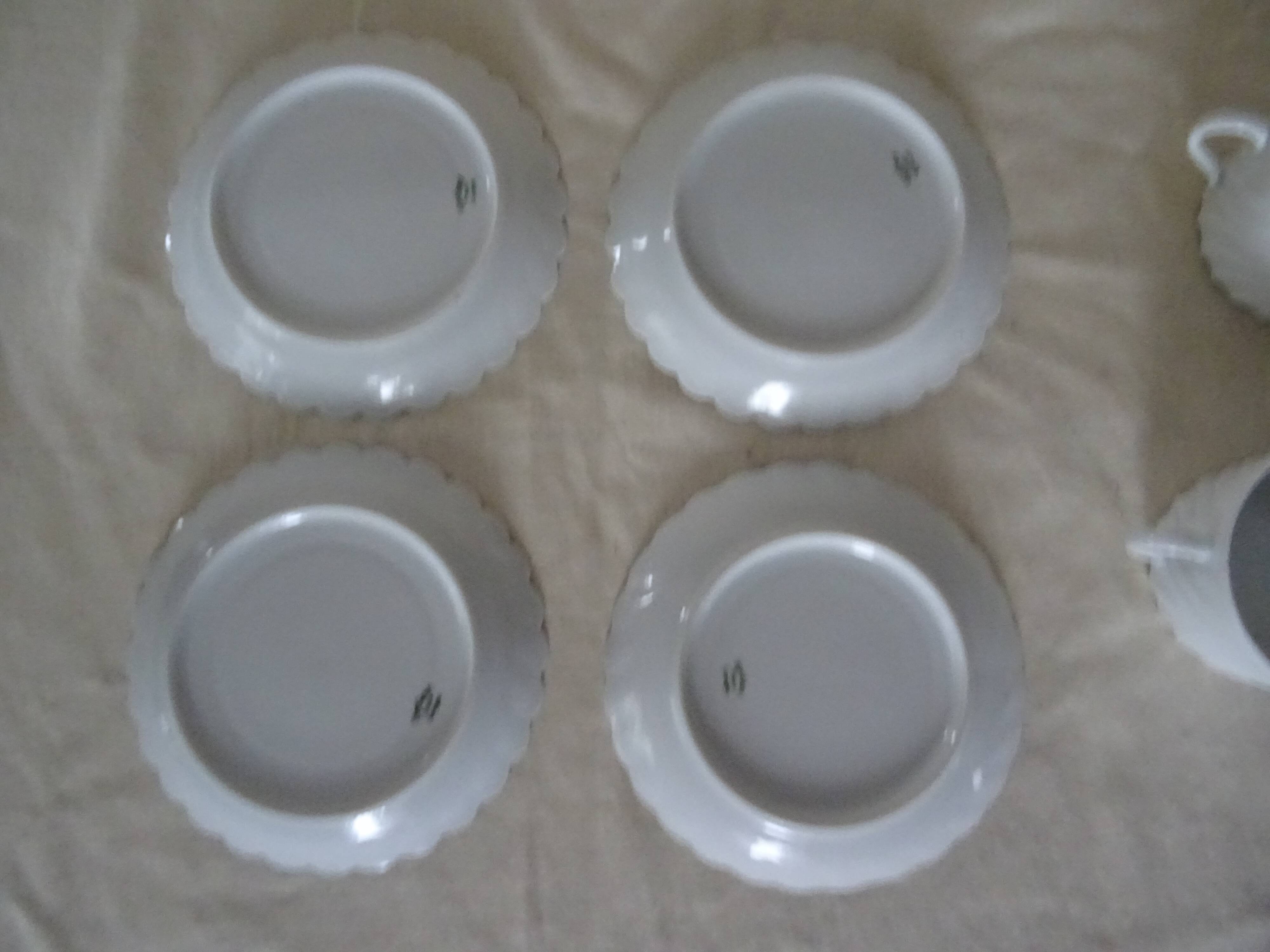 4 cups with saucer Limoges Haviland white torso