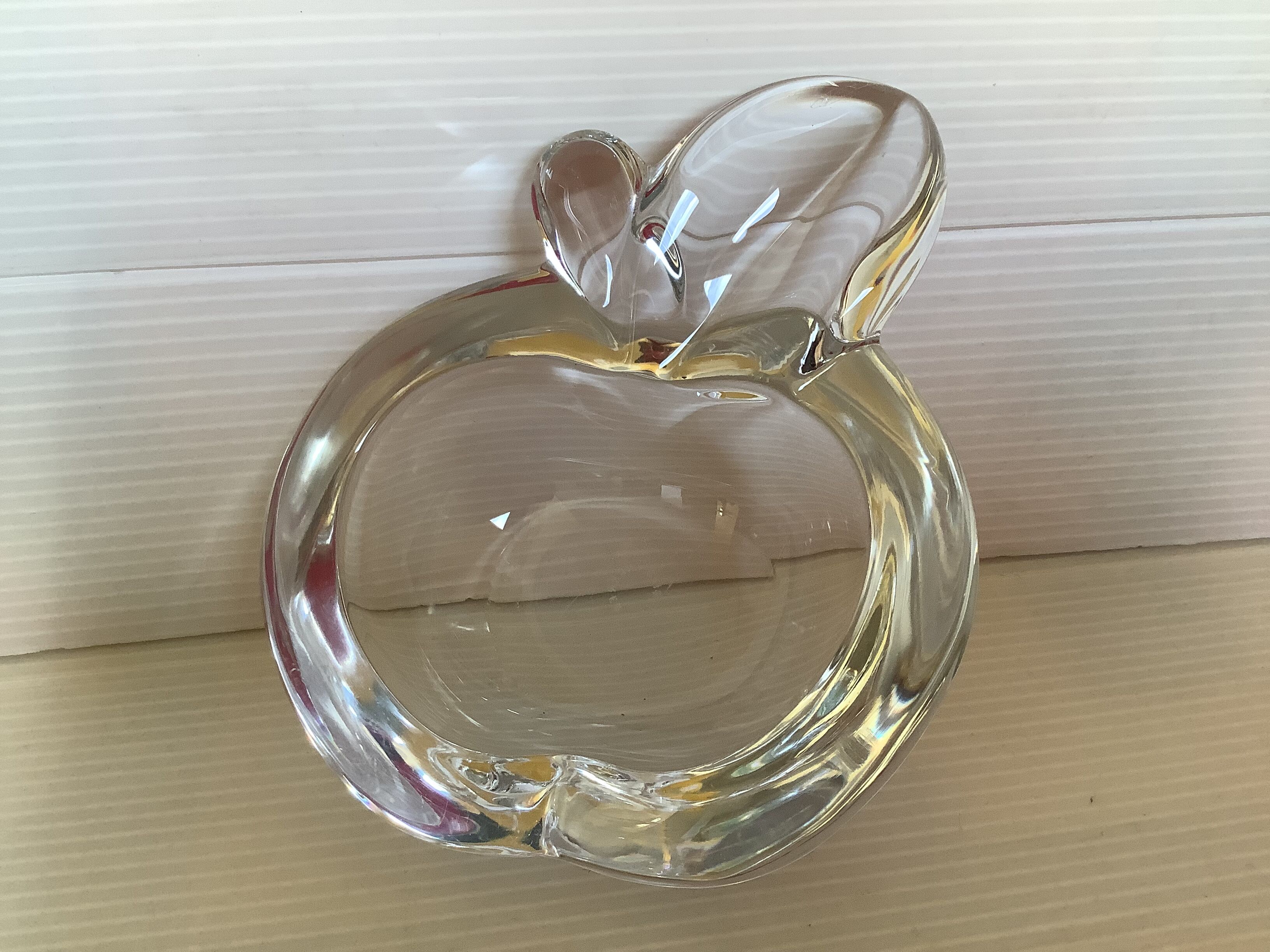 Crystal apple catchall Vannes
