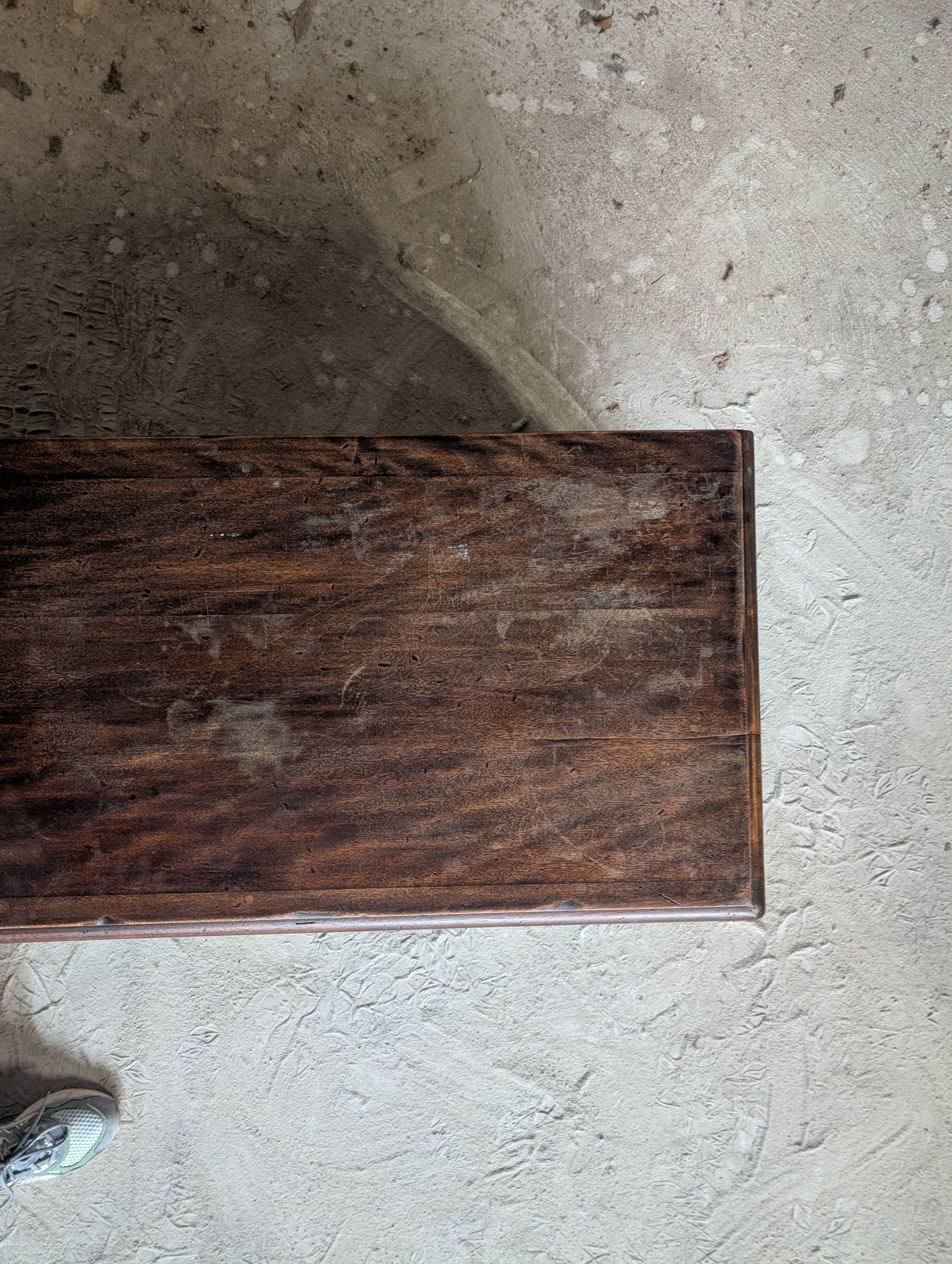 Coffre en bois