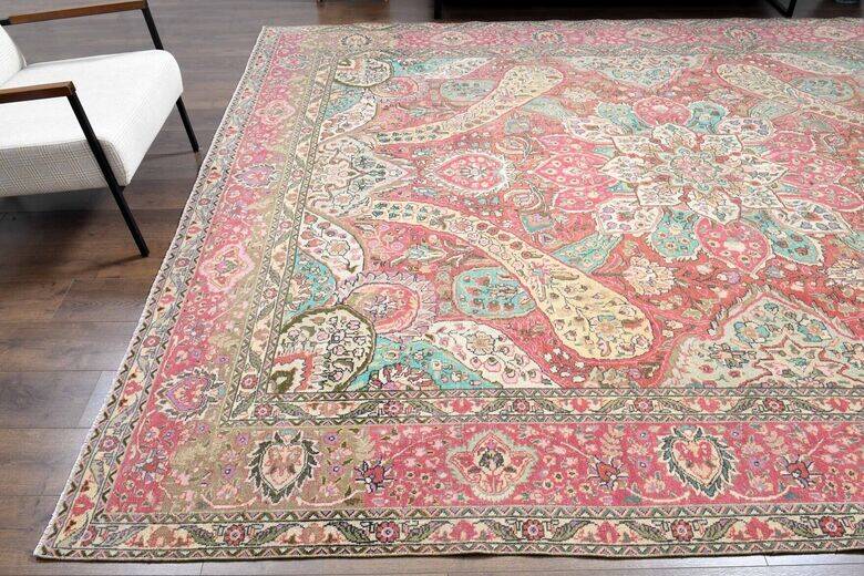 Authentic Persian Large Rug 307 x 377 cm