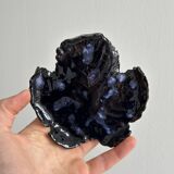 Handcrafted pocket emptier
