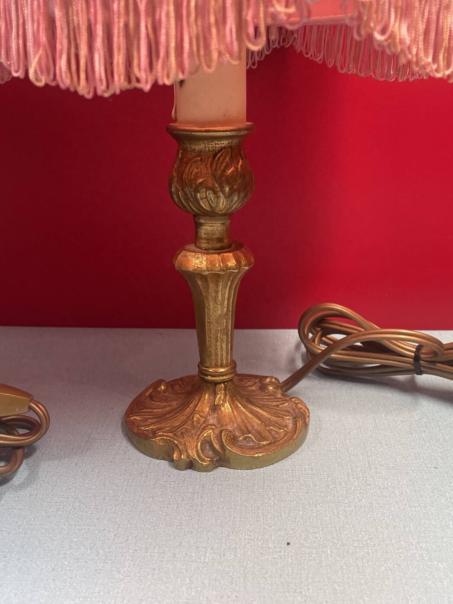 Pair of brass foot lamps, haloed but acceptable lampshades H 33 cm