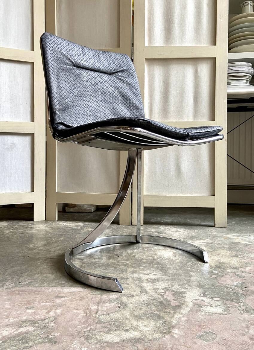 Set of 4 vintage chairs, chromed metal, France 1970