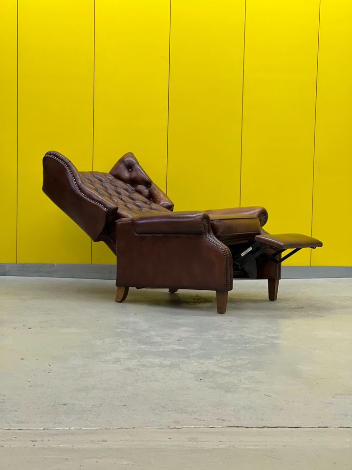 Fauteuil inclinable chesterfield vintage fait main marron