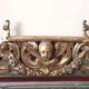 Fronton ancien en bois doré et sculpté du XIXe siècle