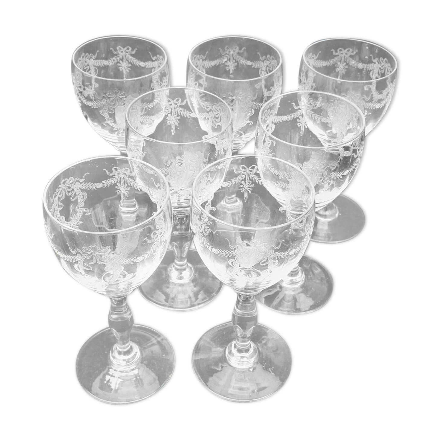 Crystal wine glasses Baccarat frieze knots ribbons