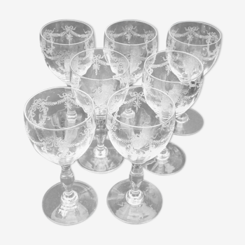 Crystal wine glasses Baccarat frieze knots ribbons