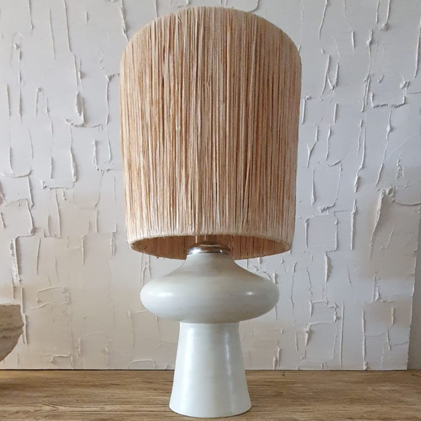 Tadelakt lamp with raffia lampshade