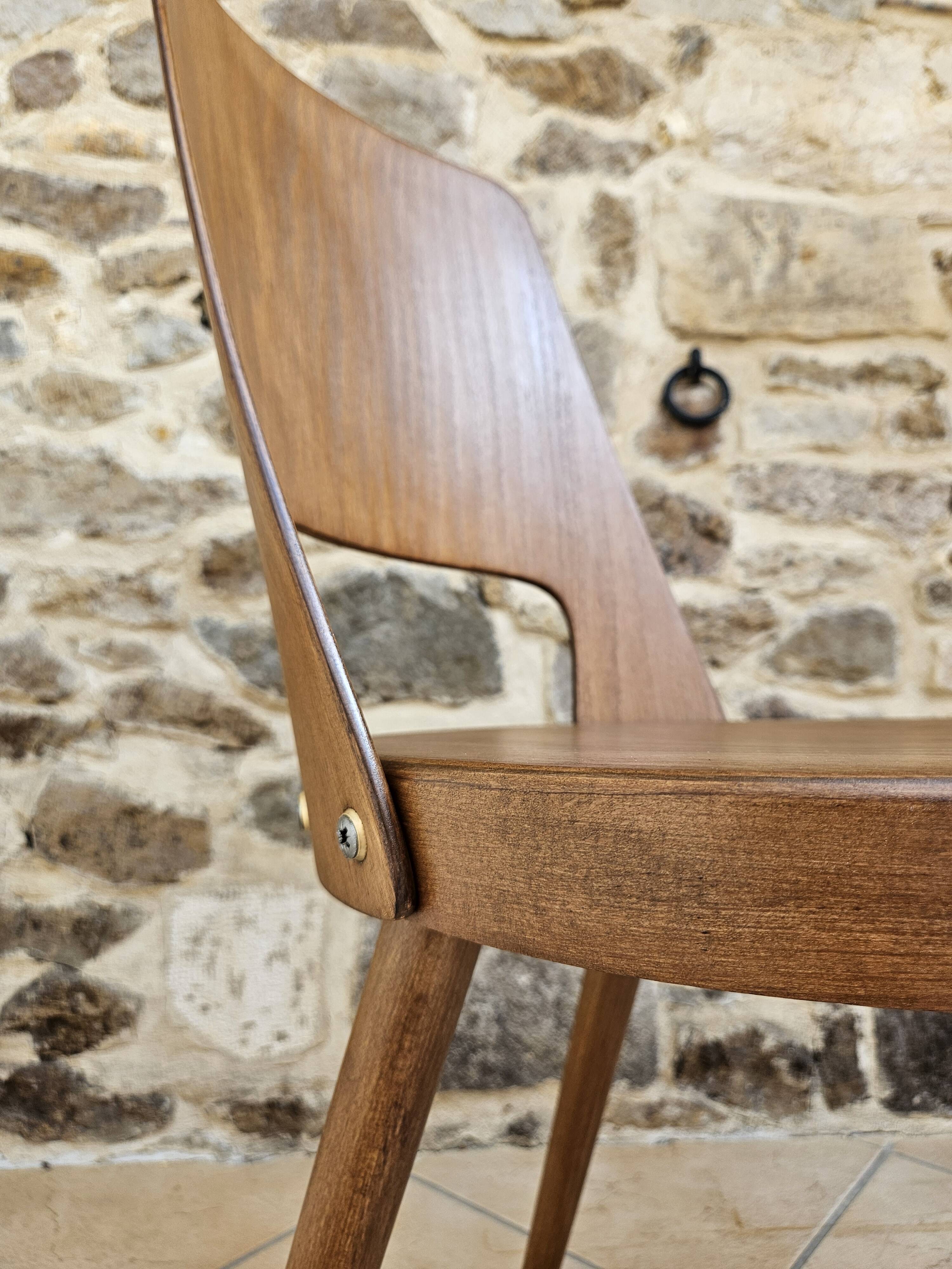 10 Baumann Mondor chairs
