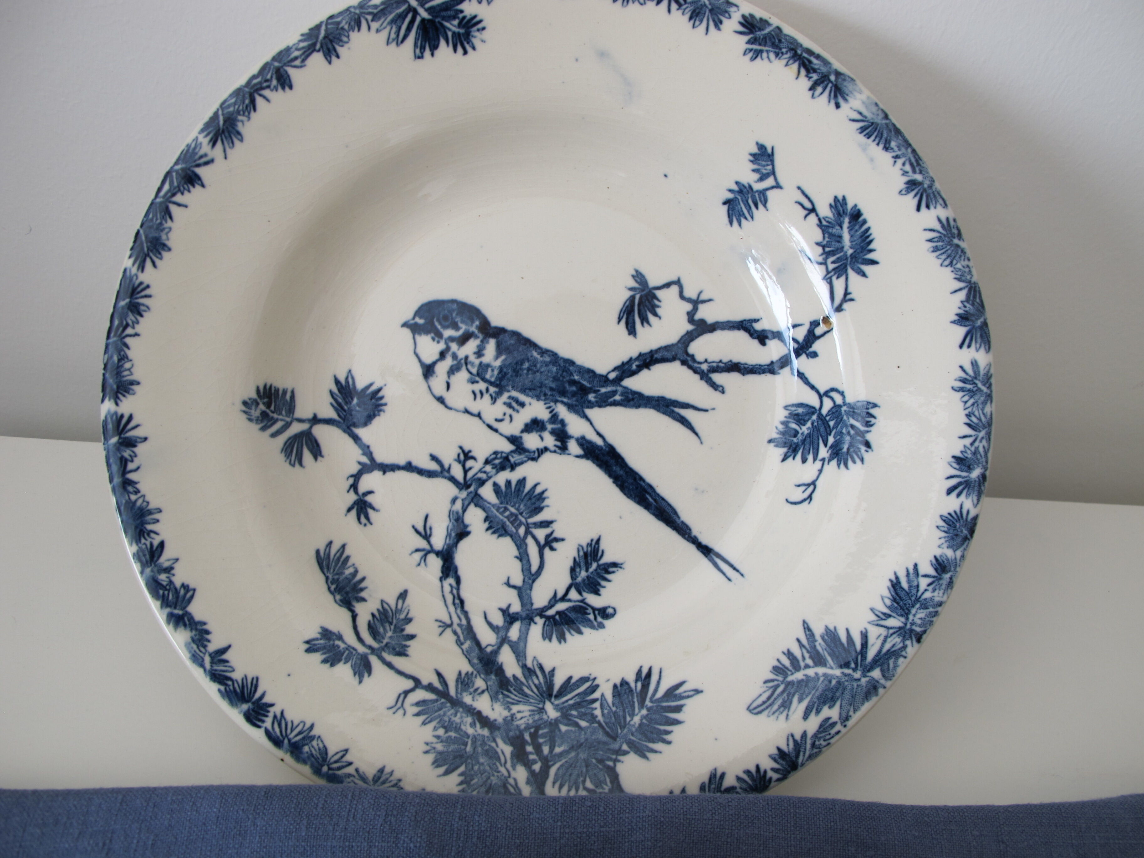 Set of 6 Gien hollow plates