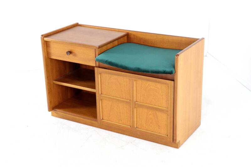 Parker Knoll gossip bench - fully restored