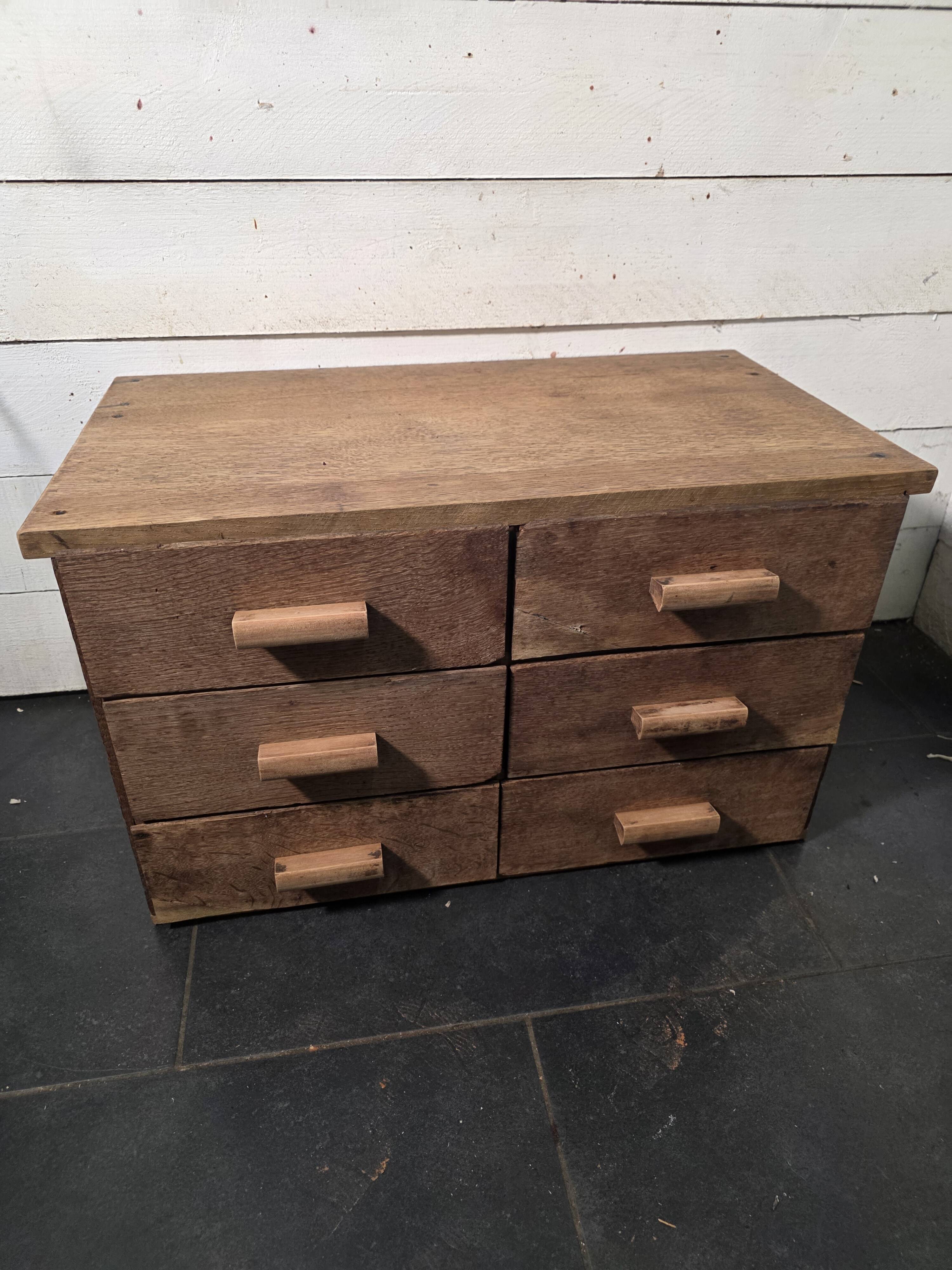 Antique workshop furniture with 6 drawers
