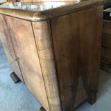 Art deco wooden chest of drawers from the 1940s
