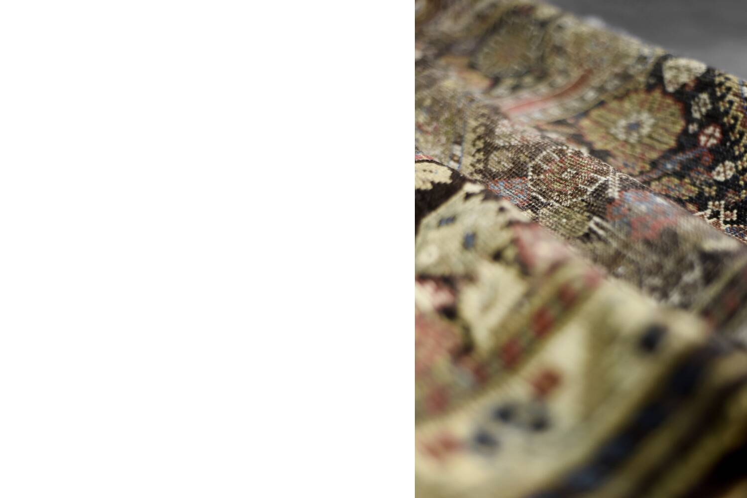 Handwoven oriental Qashqai nomadic rug, 1920s