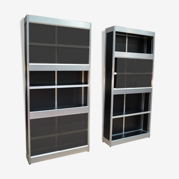 Pair of shelves showcases Design 1970