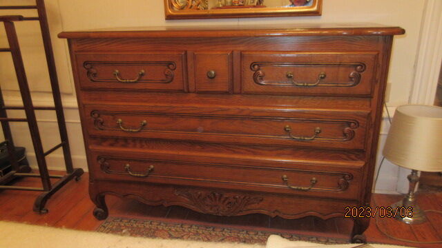 Louis xv style solid oak chest of drawers