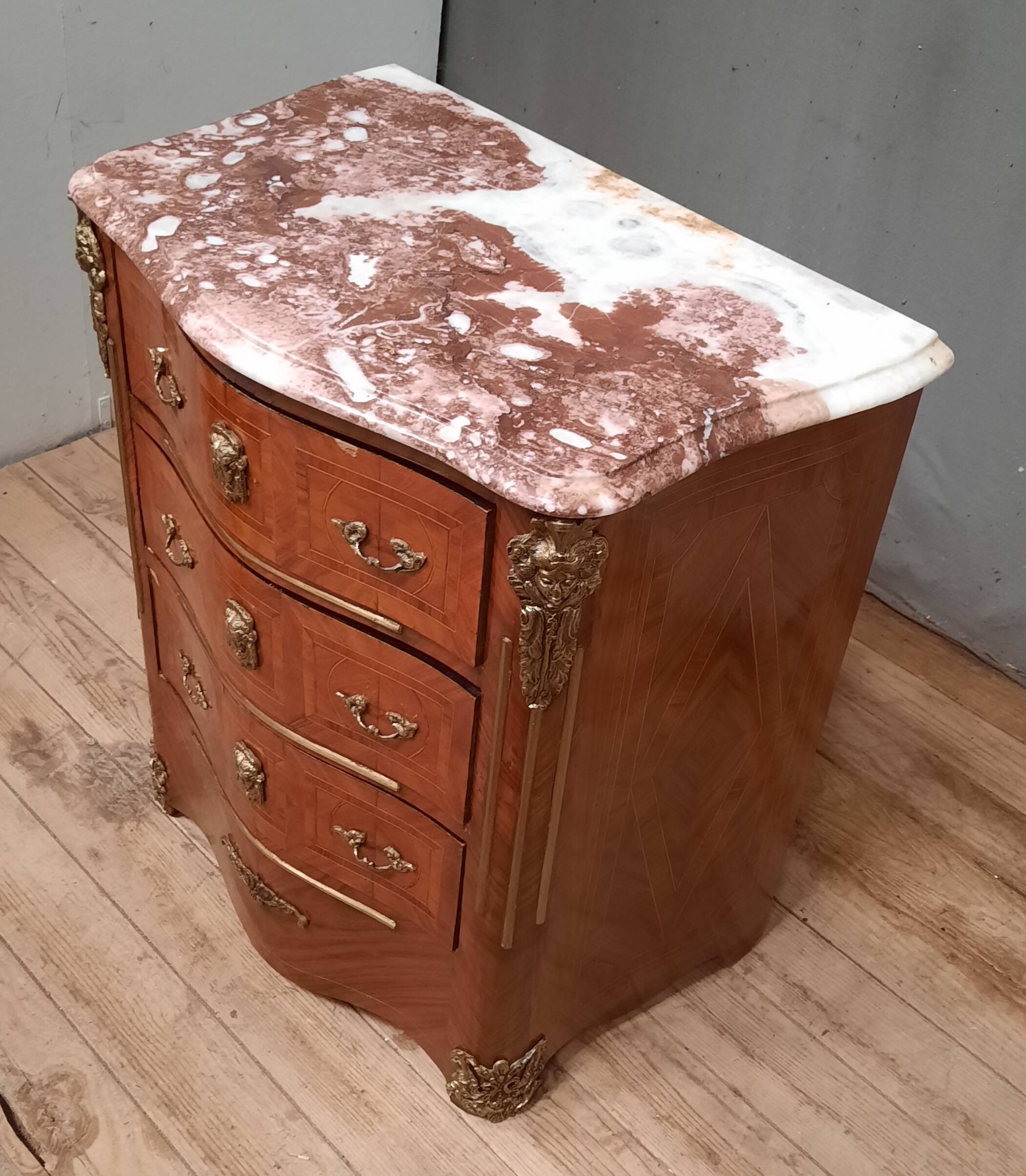 Louis XIV style chest of drawers