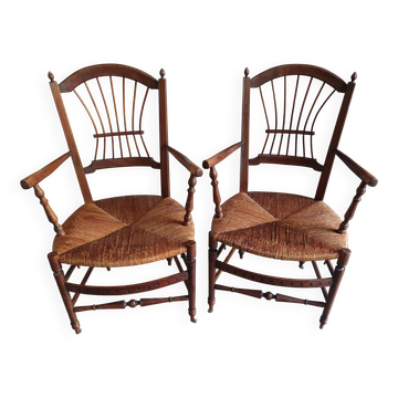 Pair of antique Provençal armchairs from the late 19th century.