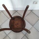 Curved wooden stool Luterma