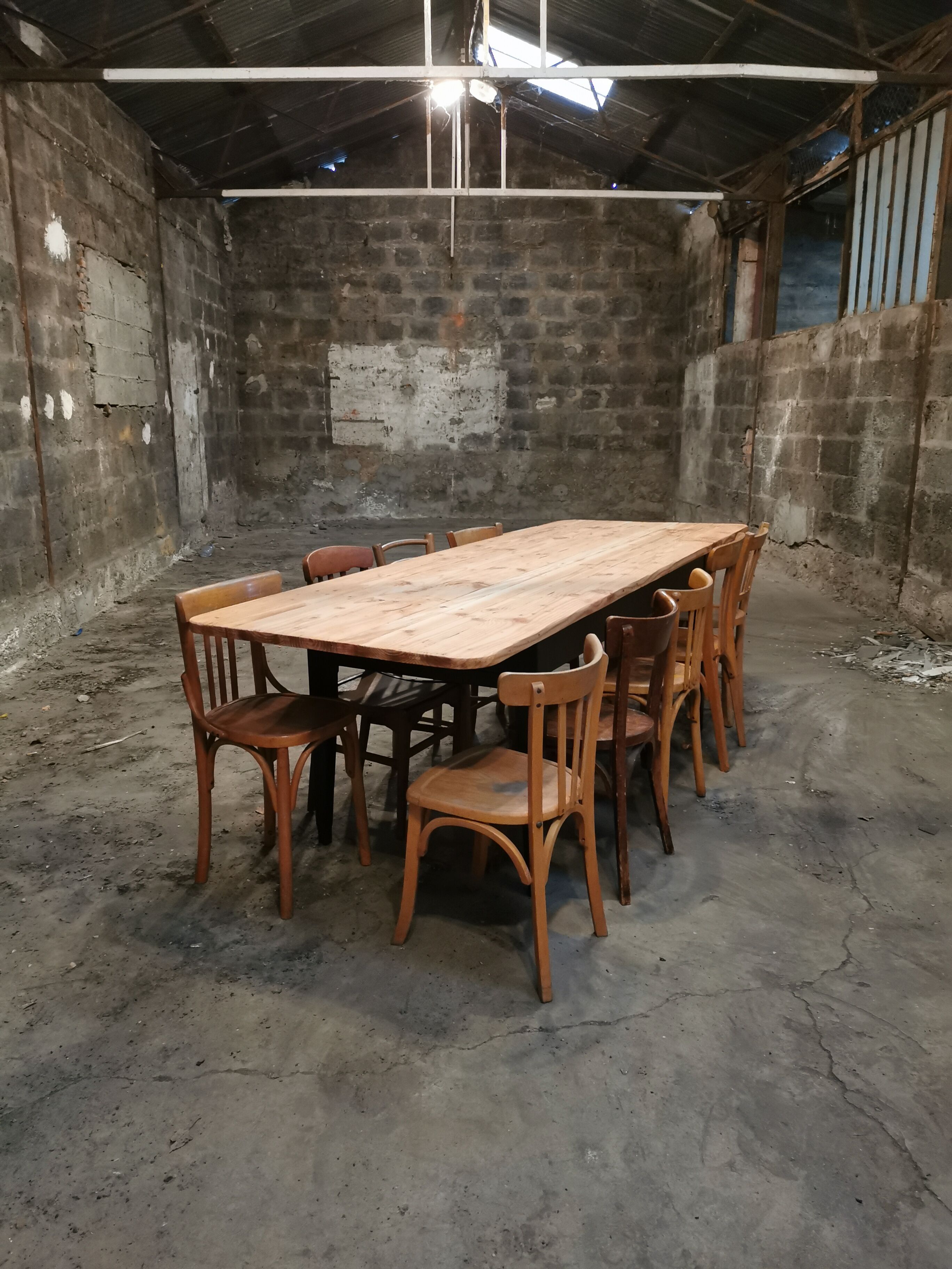 Farm table 8/10 people