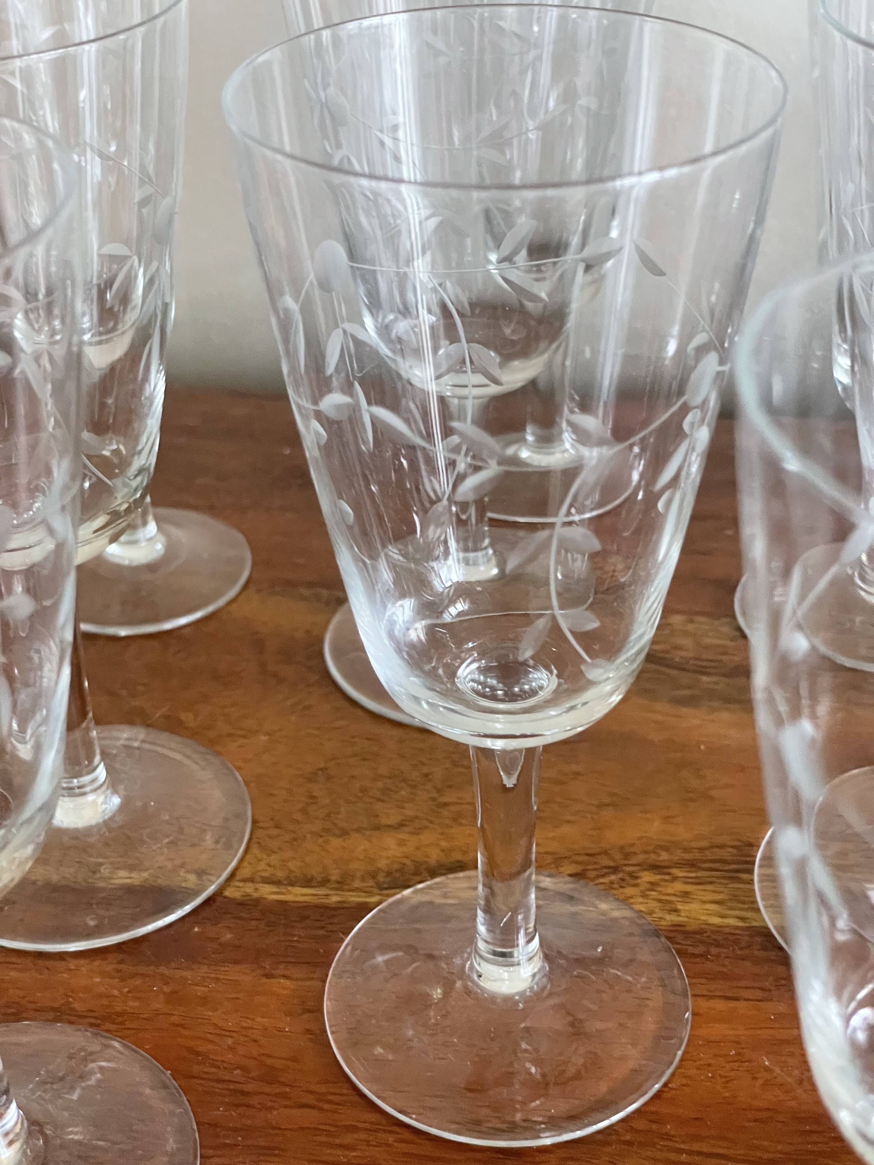 Engraved champagne glasses and wine glasses