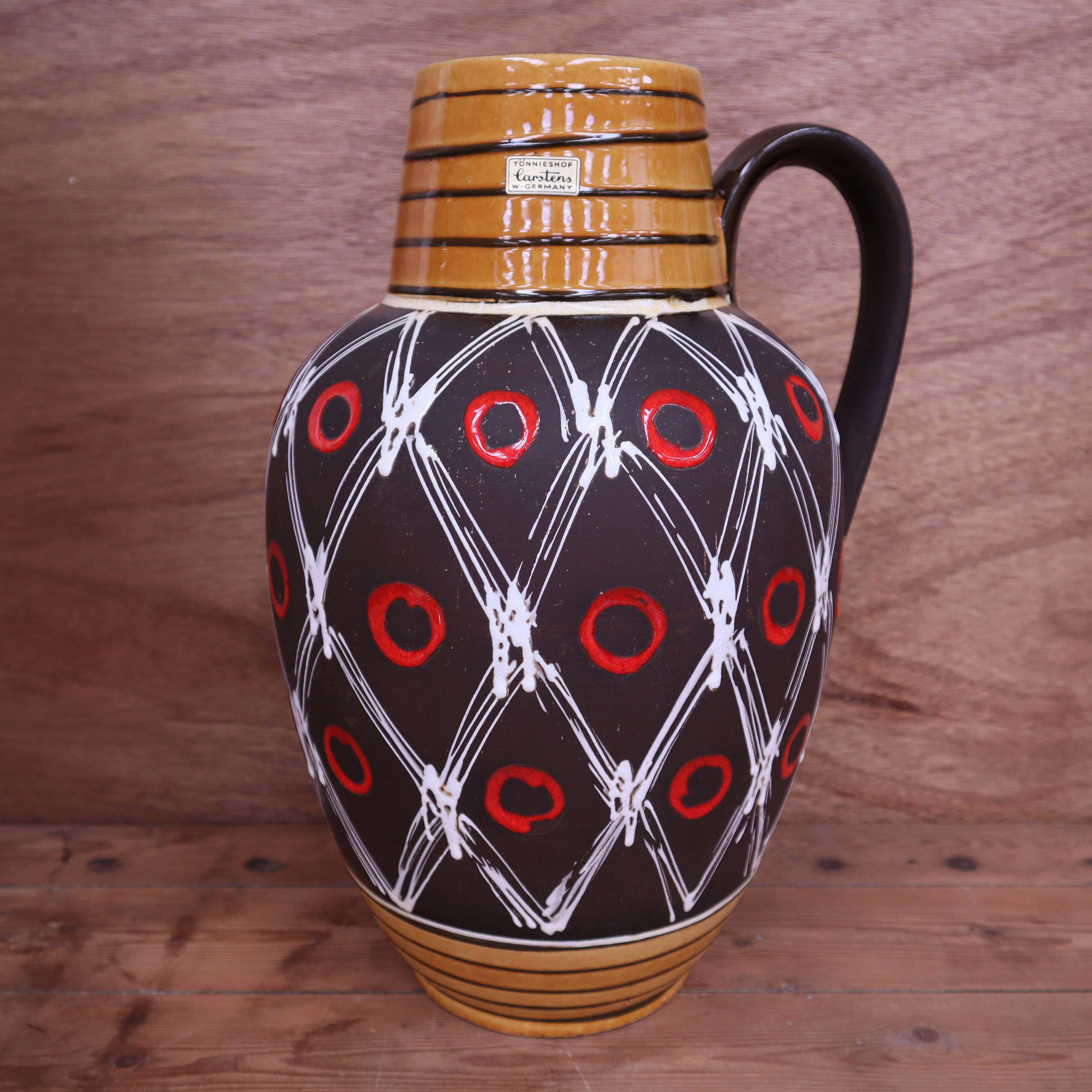 Old vase or jug West Germany 1515-39