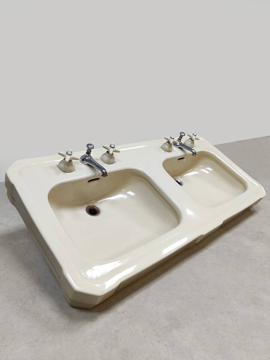 Console de salle de bain double vasque en céramique vintage