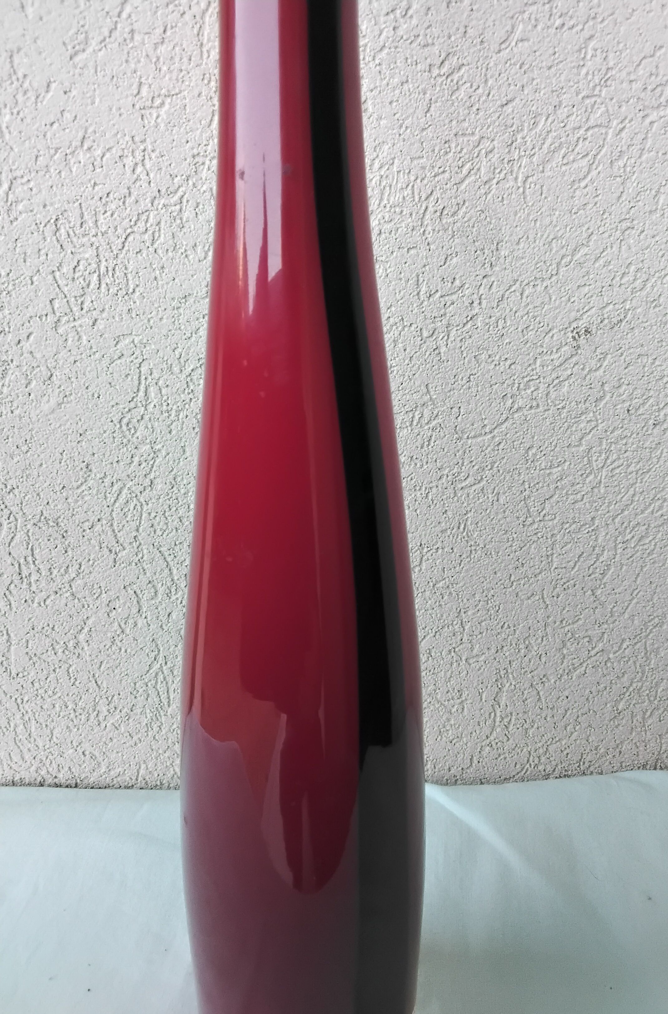 Single-stem glass vase