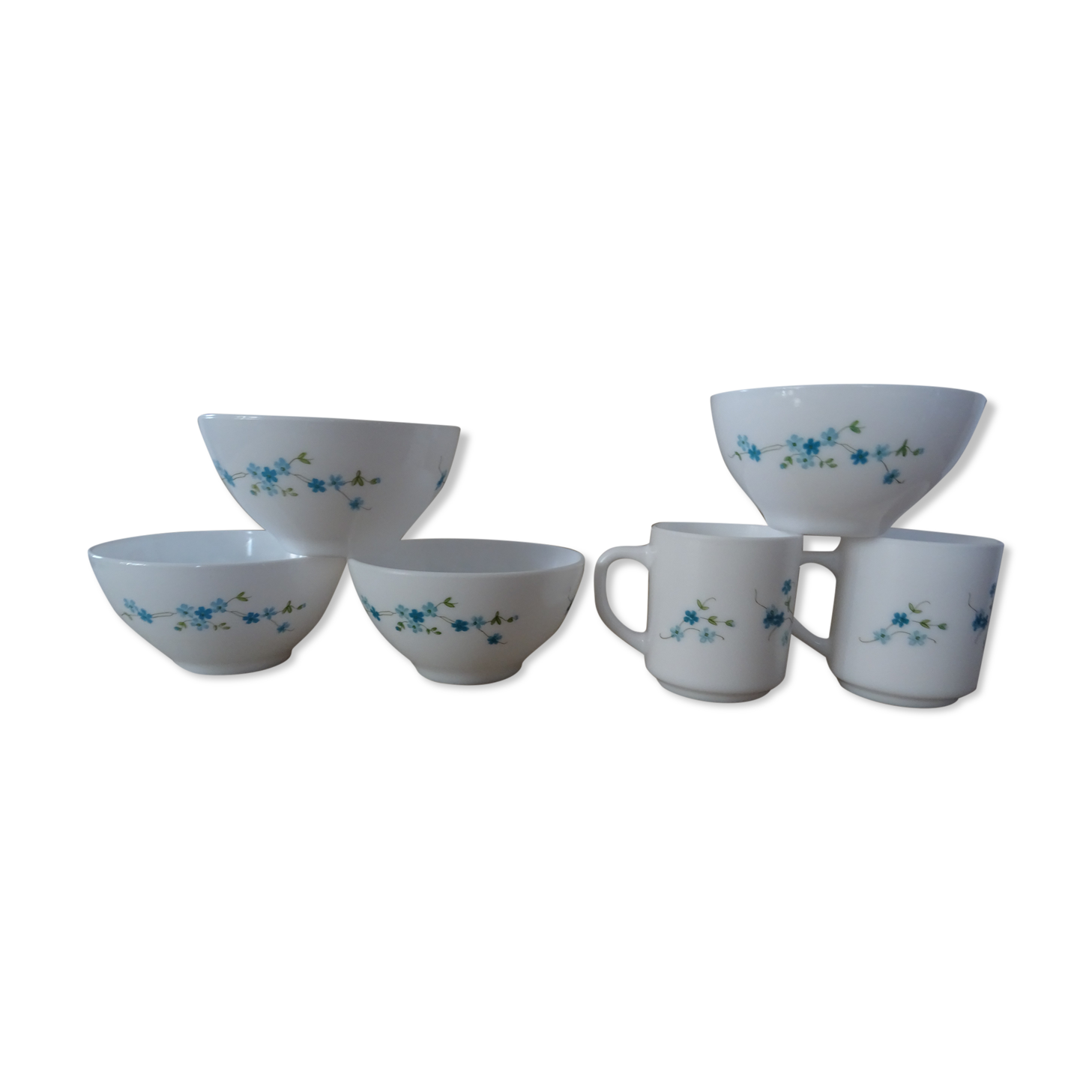 Set of 4 bowls and 2 mugs veronica arcopal small vintage blue flowers