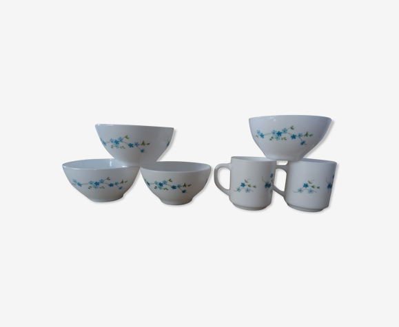 Set of 4 bowls and 2 mugs veronica arcopal small vintage blue flowers