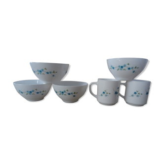 Set of 4 bowls and 2 mugs veronica arcopal small vintage blue flowers