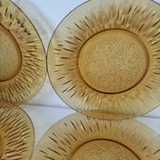 Set of 6 pressed glass dessert plates with sunflower motif Vereco